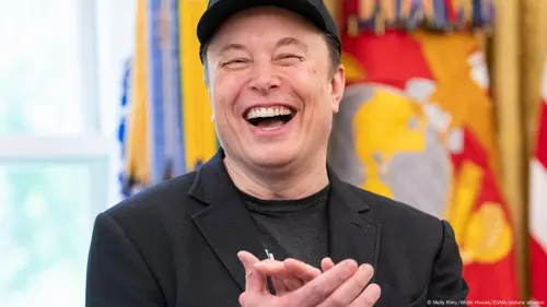 Elon Musk'ın Grokipedia'sı Ne Kadar Tarafsız?