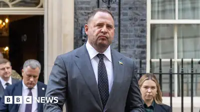 Zelenski'nin En Yakın Yardımcısı Yermak Görevden Alındı