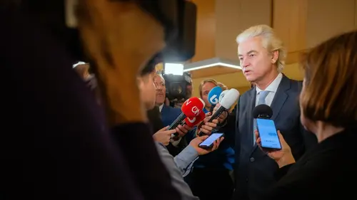 Hollanda'da Seçim Sonuçları: Wilders ve D66 Eşit Oy Aldı