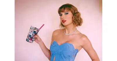 Cambridge Sözlüğü "parasosyal"i Yılın Kelimesi Seçti