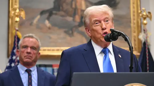 Trump, Tylenol ve Otizm Arasındaki Bağlantıyı İddia Etti