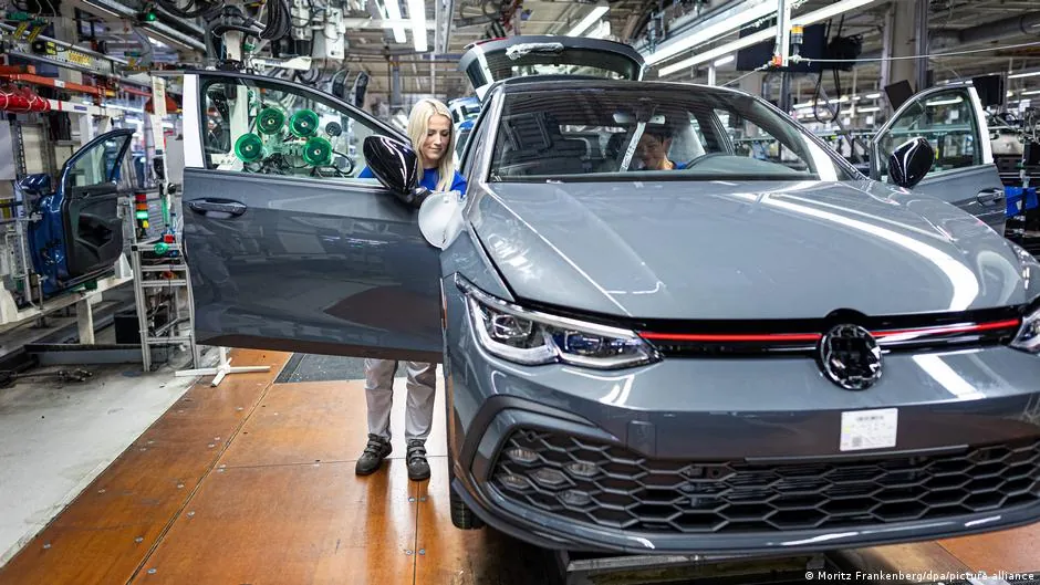 Alman Sanayicilerden Hükümete Uyarı: Serbest Düşüşteyiz