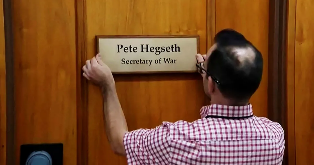 Trump'ın Pentagon Adı Değişikliği 2 Milyar Dolara Kadar Mal Olabilir