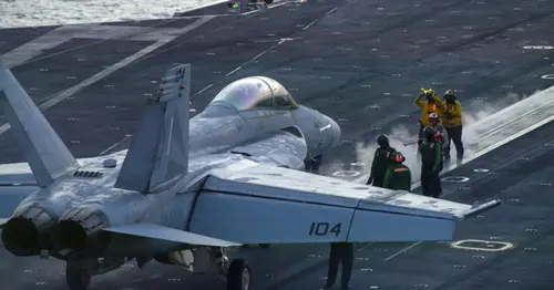 ABD'ye Ait Uçak ve Helikopter Düştü