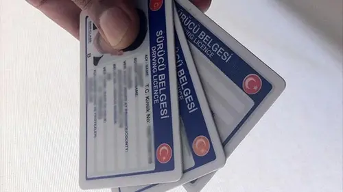 Eski ehliyetler için son hafta: Yenileme ücreti 7 bin 423 lira artacak